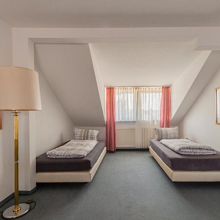 Pension Fuer Monteure In Dresden, Zimmer Mit Eigenem Bad Und Grosser Gemeinschaftskueche Kültér fotó